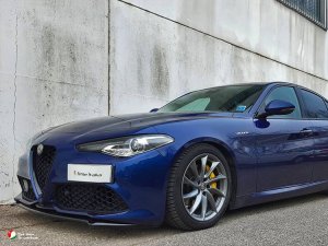 Alfa Romeo Giulia Front Spoiler - Carbon Fiber - Italia Style - Stile Italia - Sport/ Ti/ Veloce - V3 Alfa Romeo Giulia Front Spoiler - Carbon Fiber - Italia Style - Stile Italia - Sport/ Ti/ Veloce - V3